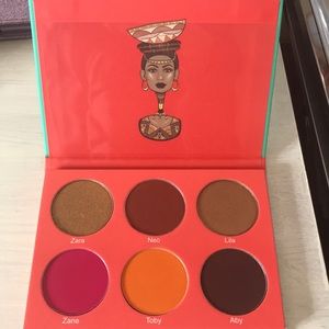 Juvia’s Place Saharan Blush Vol. 1